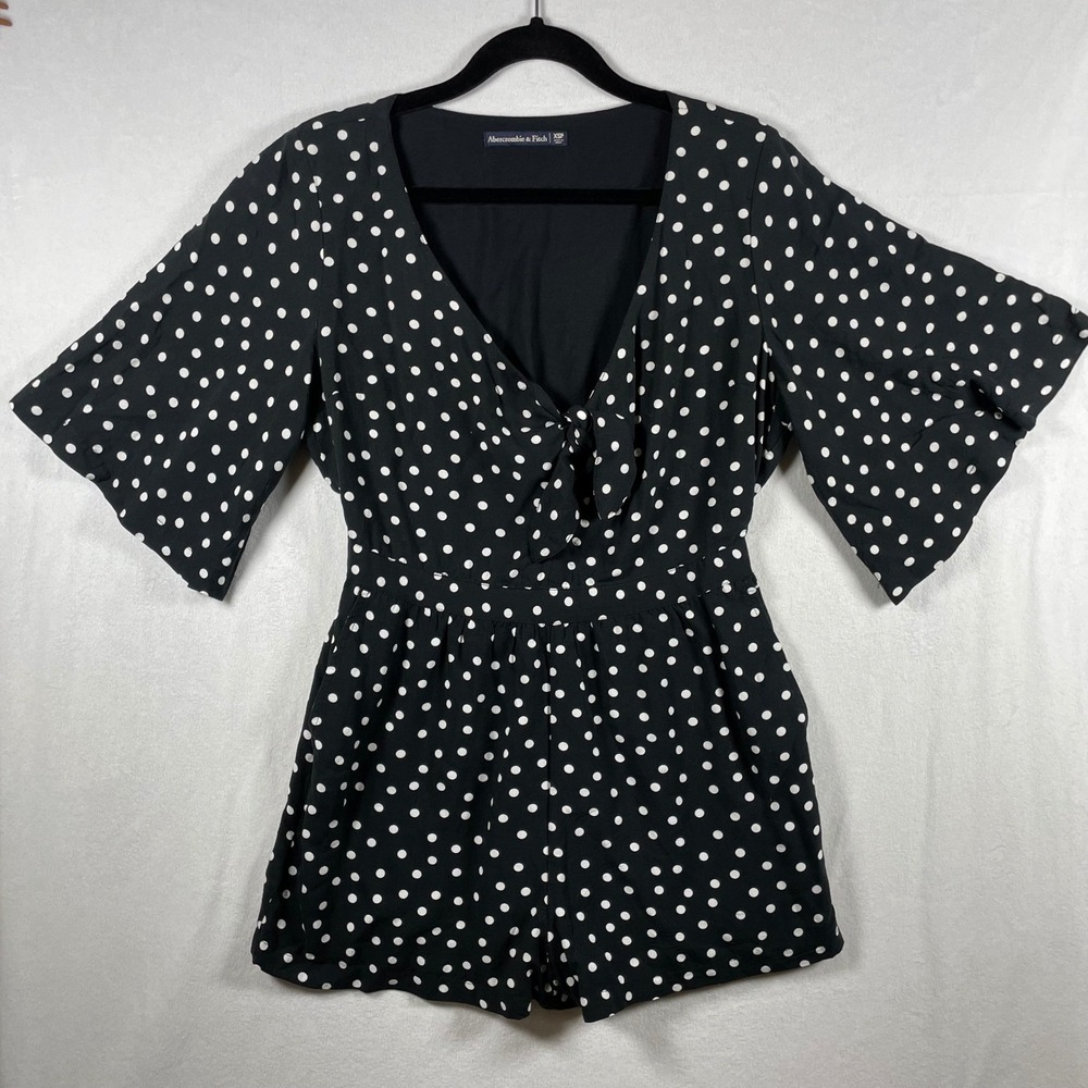 abercrombie & fitch polkadot romper flutter sleeve bow tie XSP preppy feminine